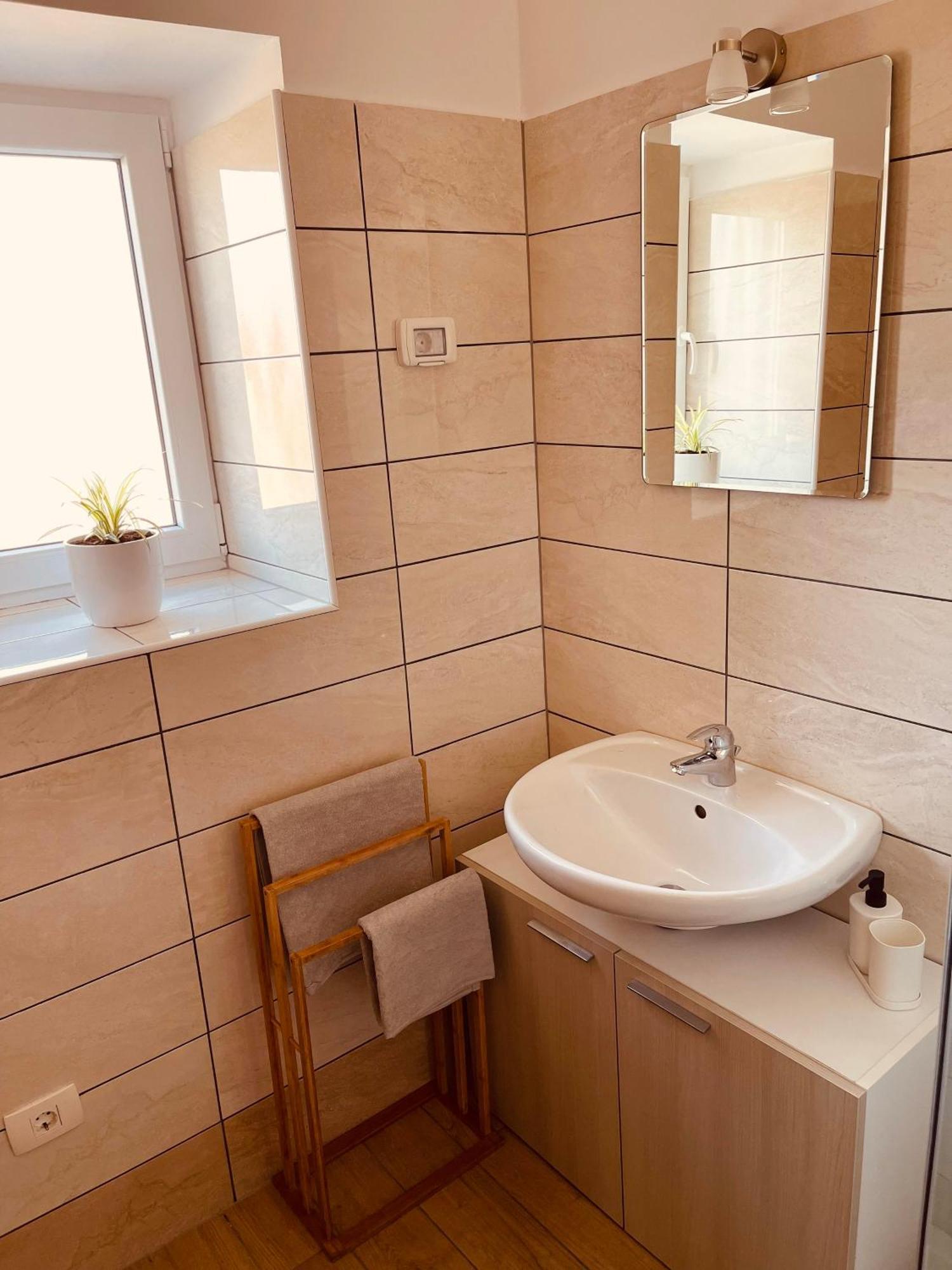 Santomas Apartments Šmarje 外观 照片